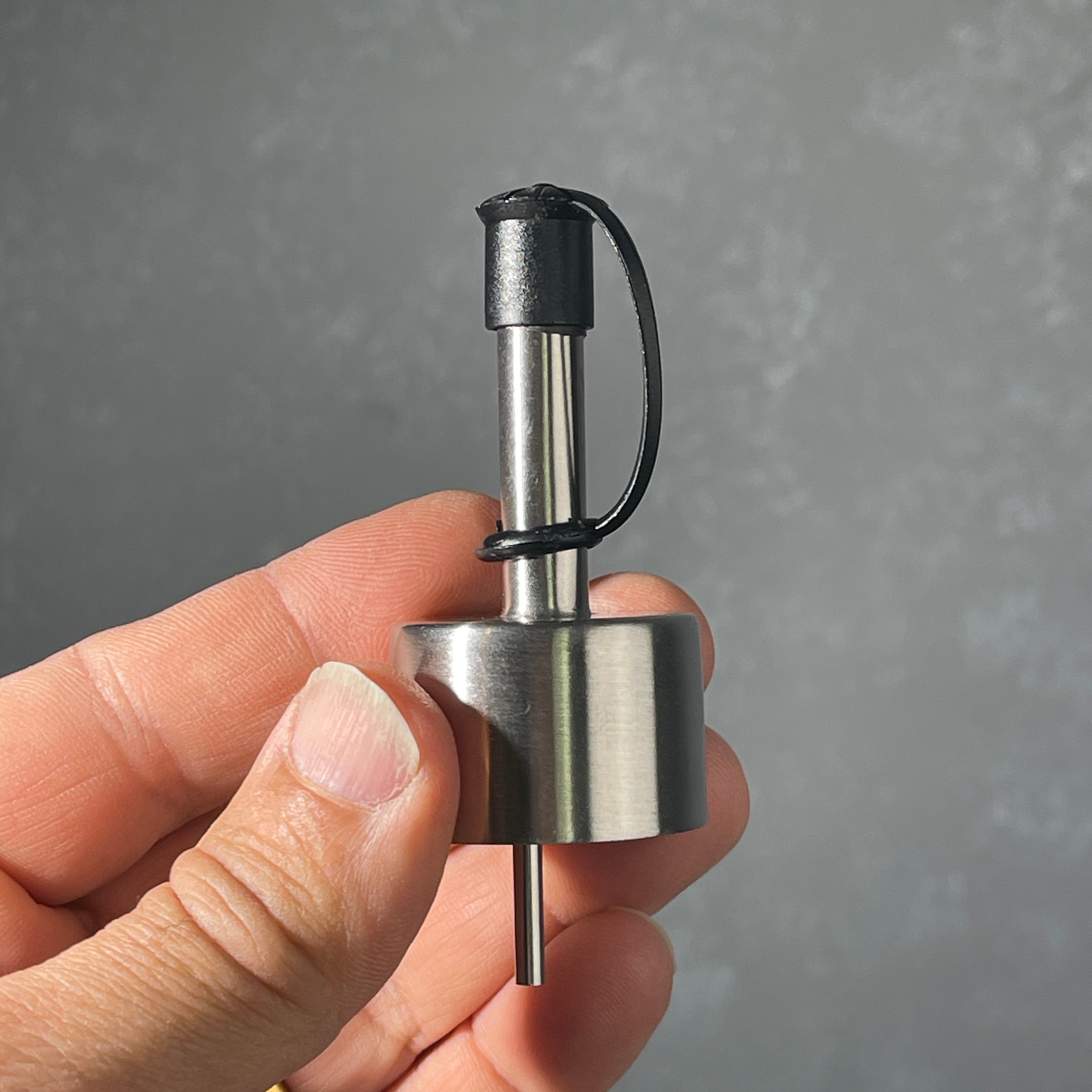 brushed stainless pour spout 28/400 thread size