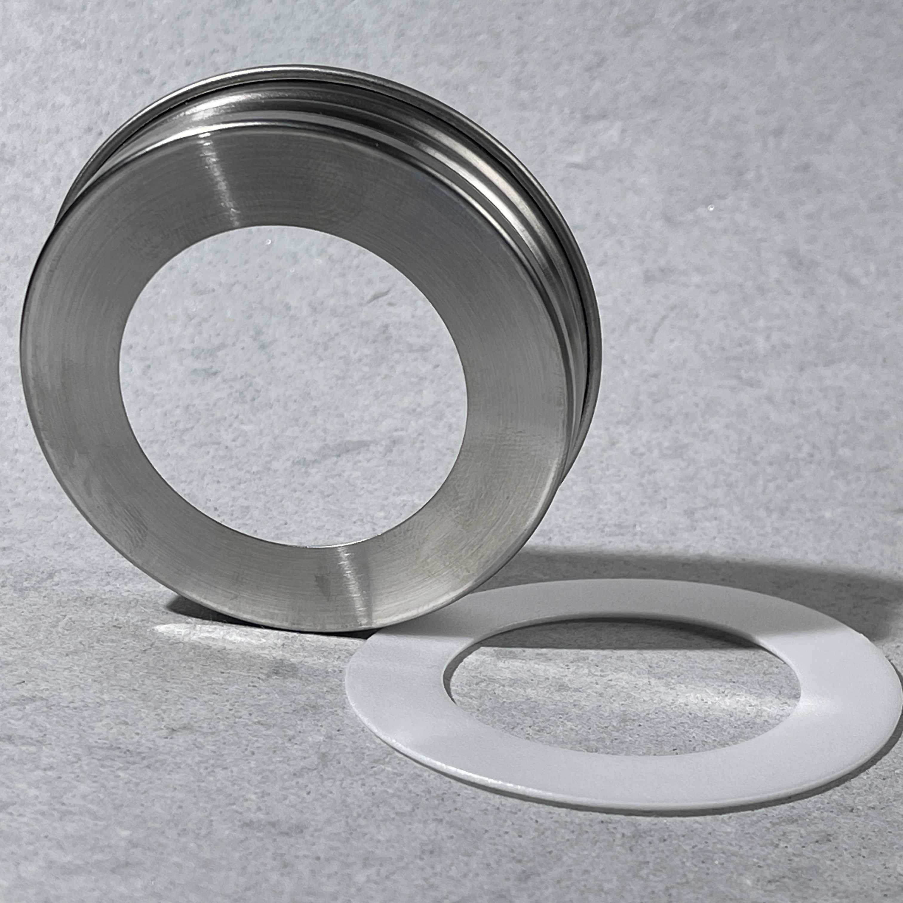 stainless steel lid for regular mouth mason jar with large hole for foamer collar or lid band use