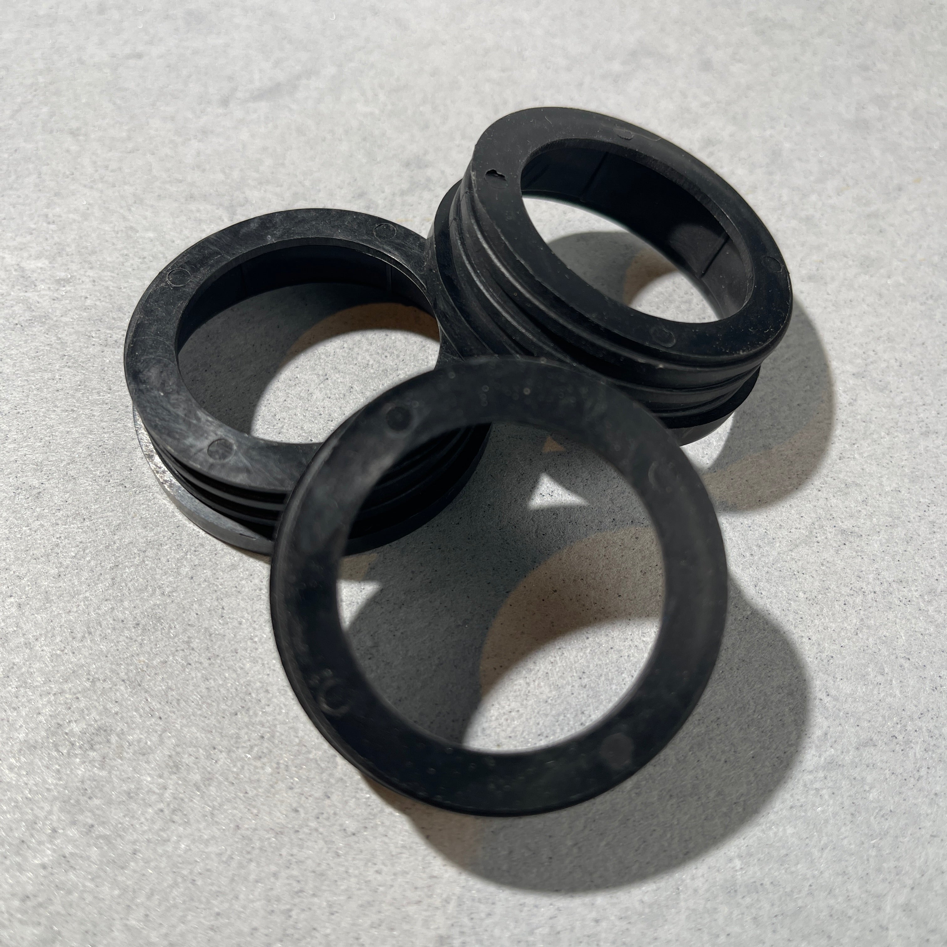black collar thread ring for foam soap pumps