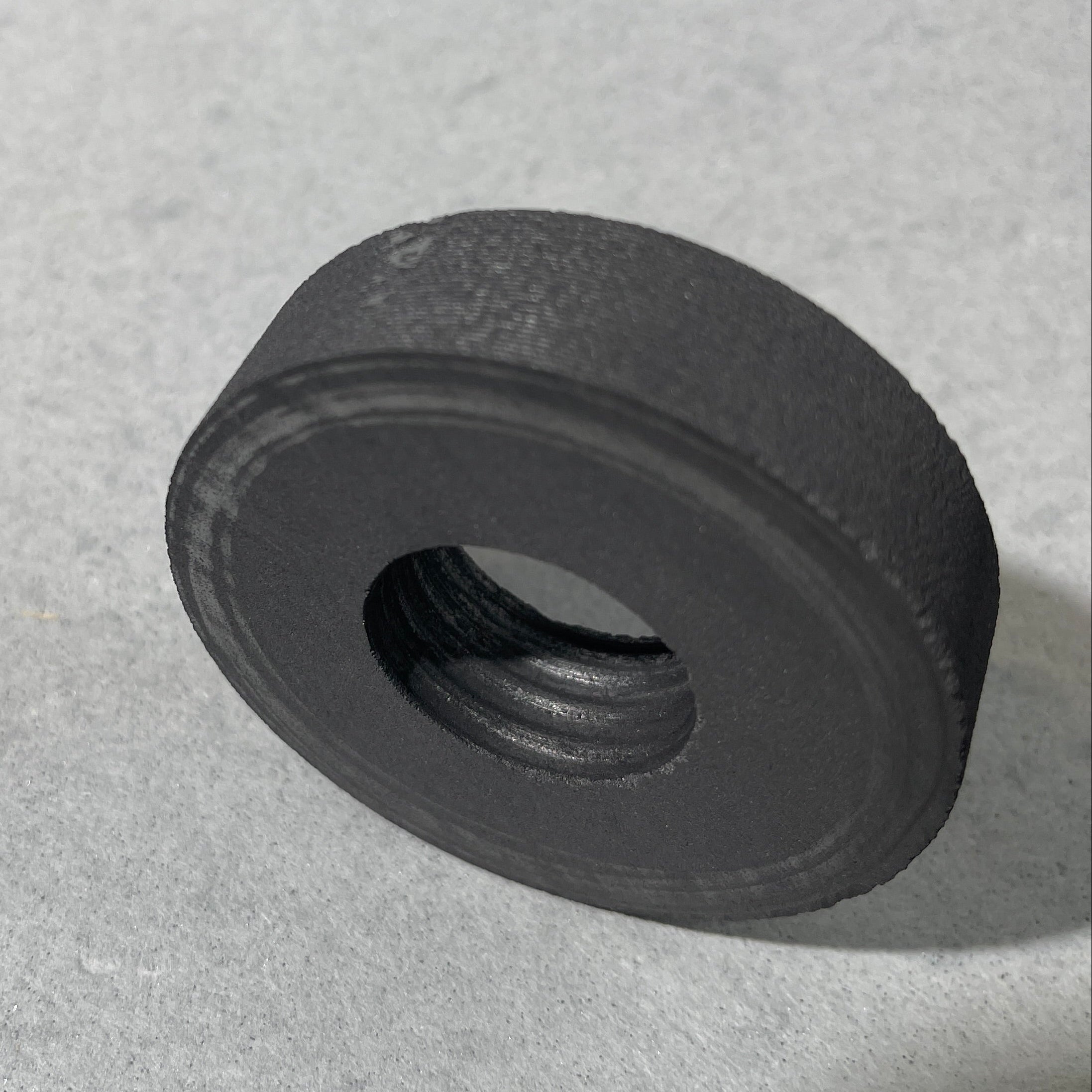 graphite thread mold tool for hot glass