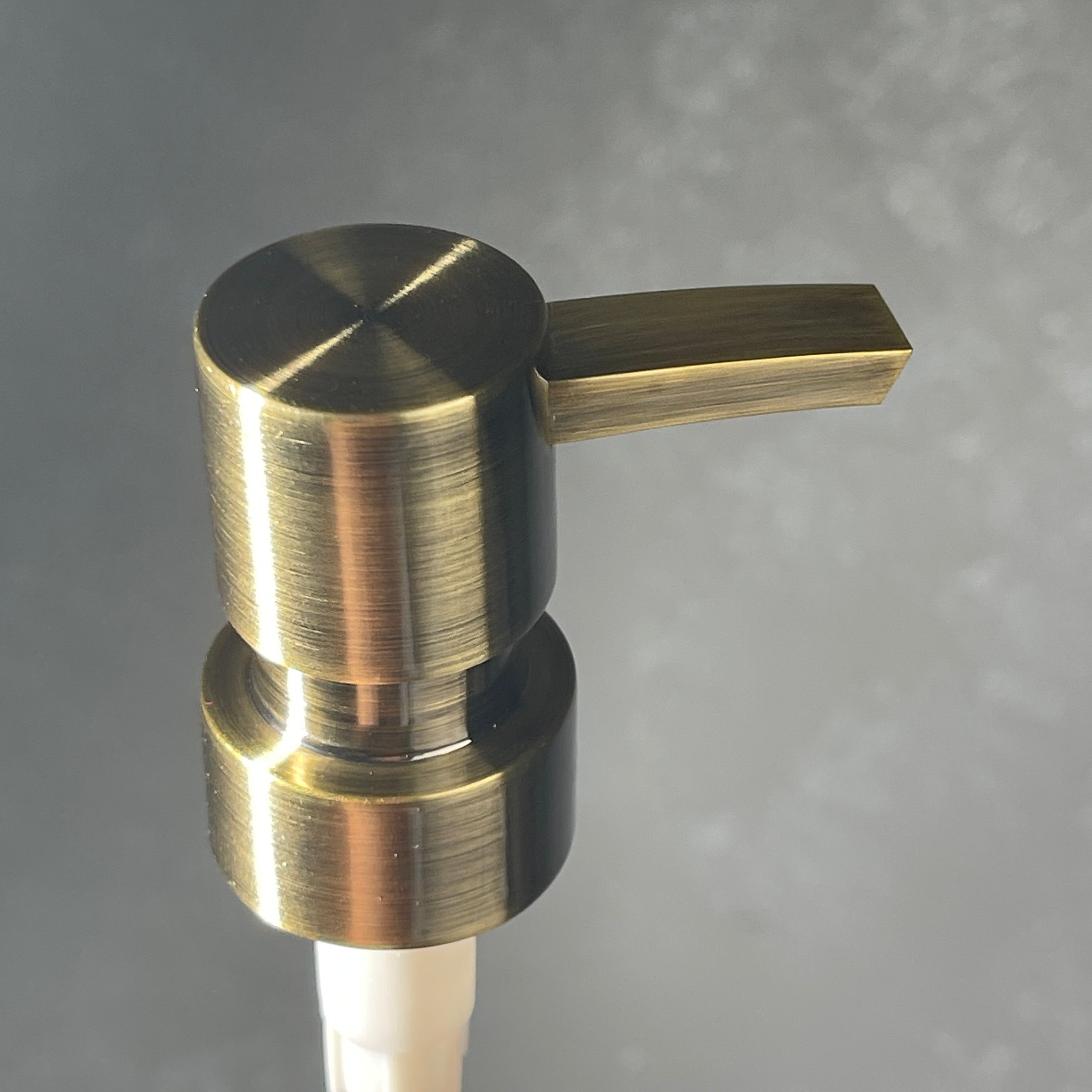 heavy duty flat head brass soap dispanser top