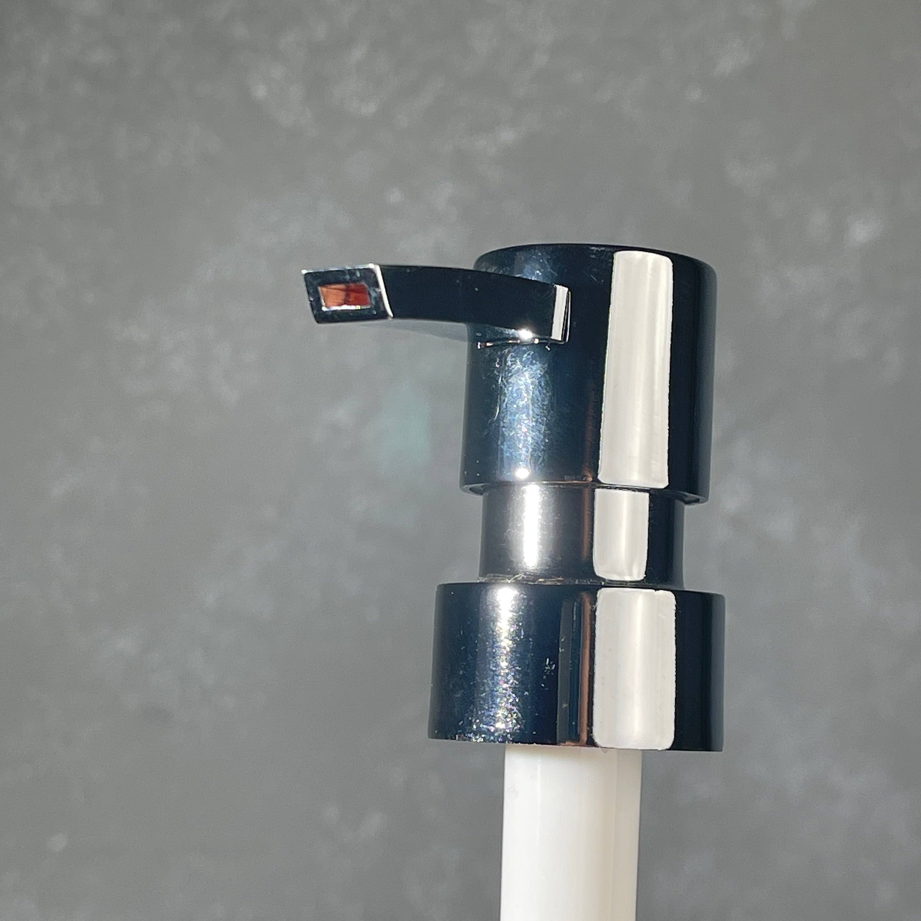 chrome heavy duty flathead soap pump top