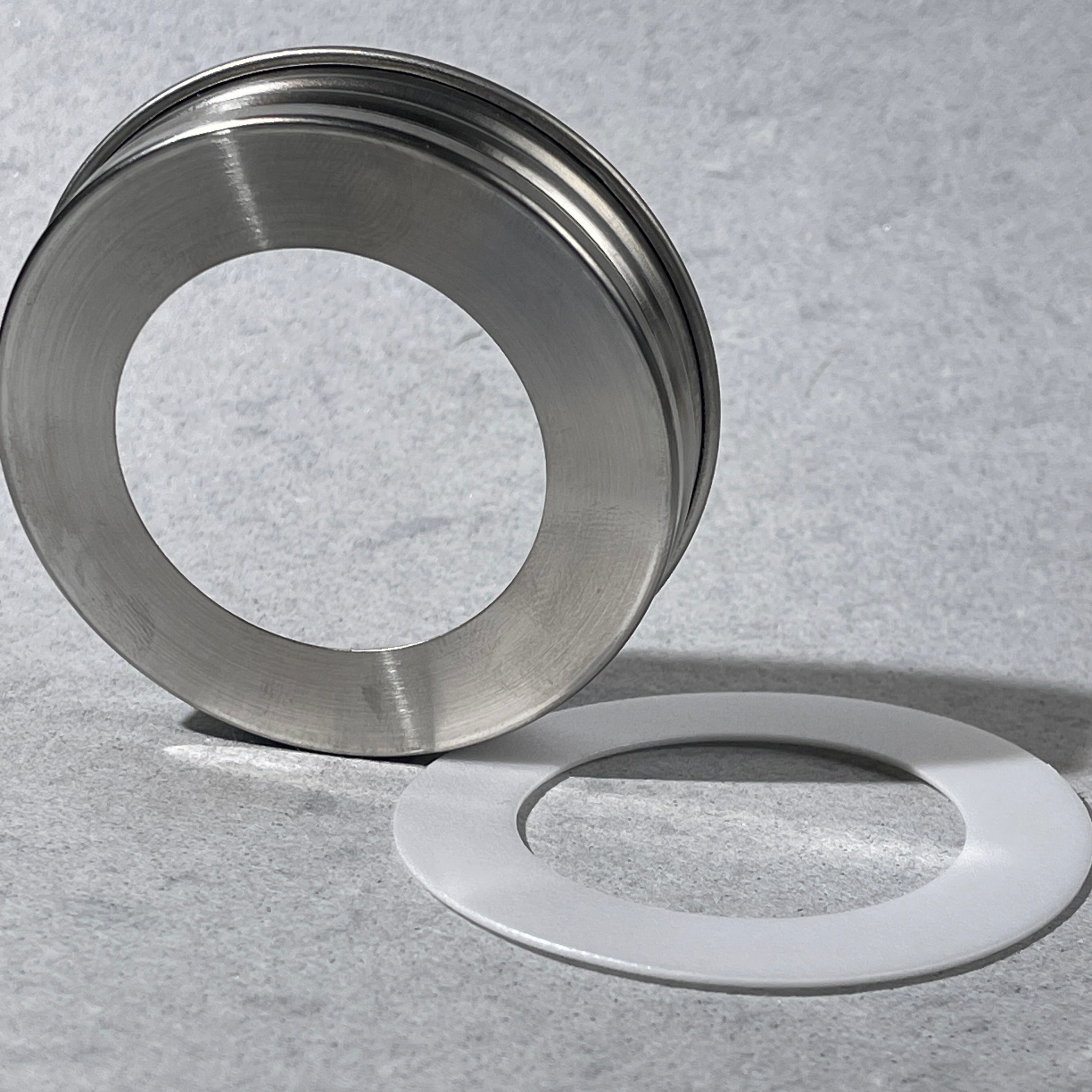 stainless steel lid for regular mouth mason jar with large hole for foamer collar or lid band use