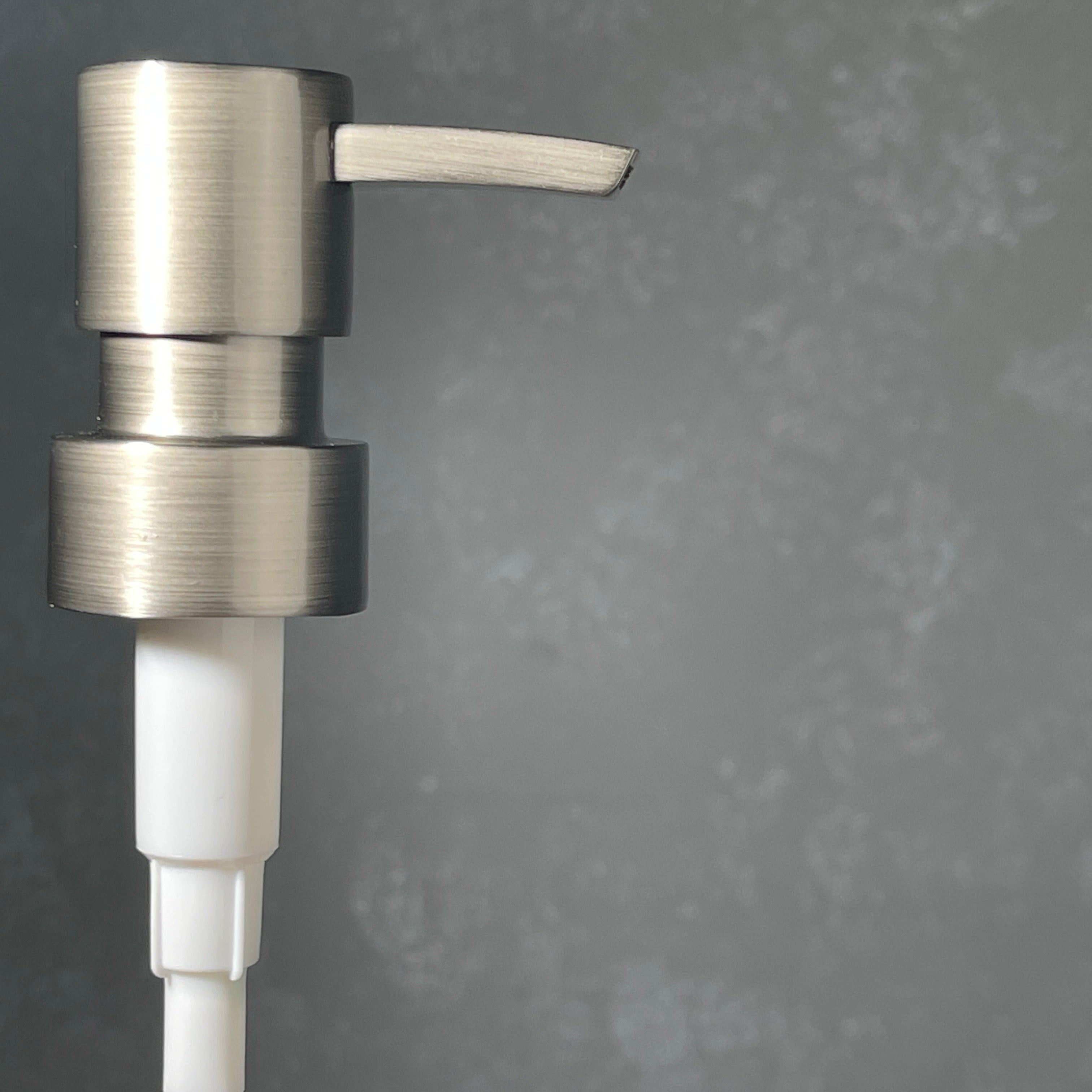 stainless steel  brushed  nickel  finish heavy duty flathead metal soap pump