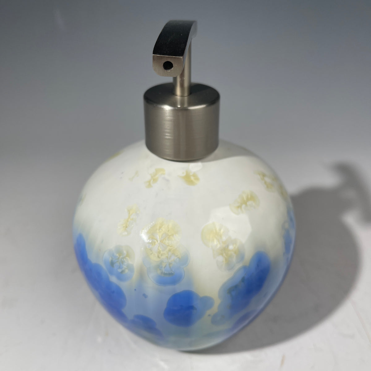 soap dispenser in Santorini sparkle blue white fade